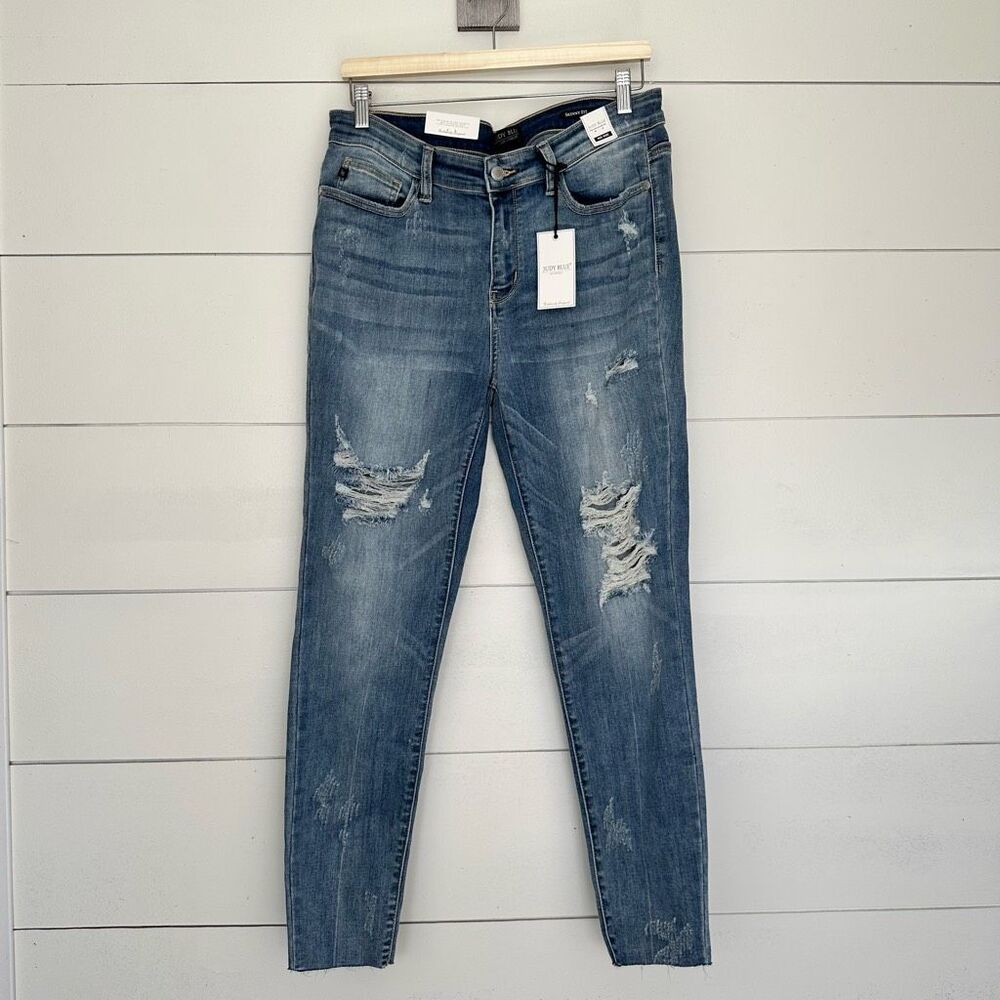 Judy Blue Women’s 13/31 Mid Rise Skinny Fit Jeans NWT